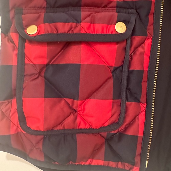 J CREW buffalo plaid navy and red quilted vest - Picture 6 of 9